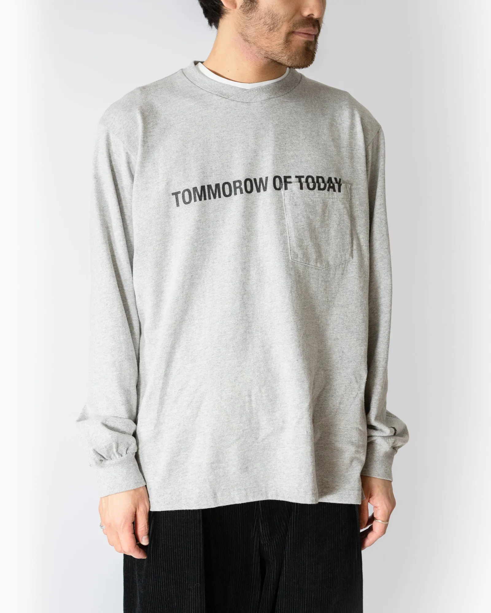 Cross Neck Long Sleeve T-Shirt – Grey 'Lightning' Print