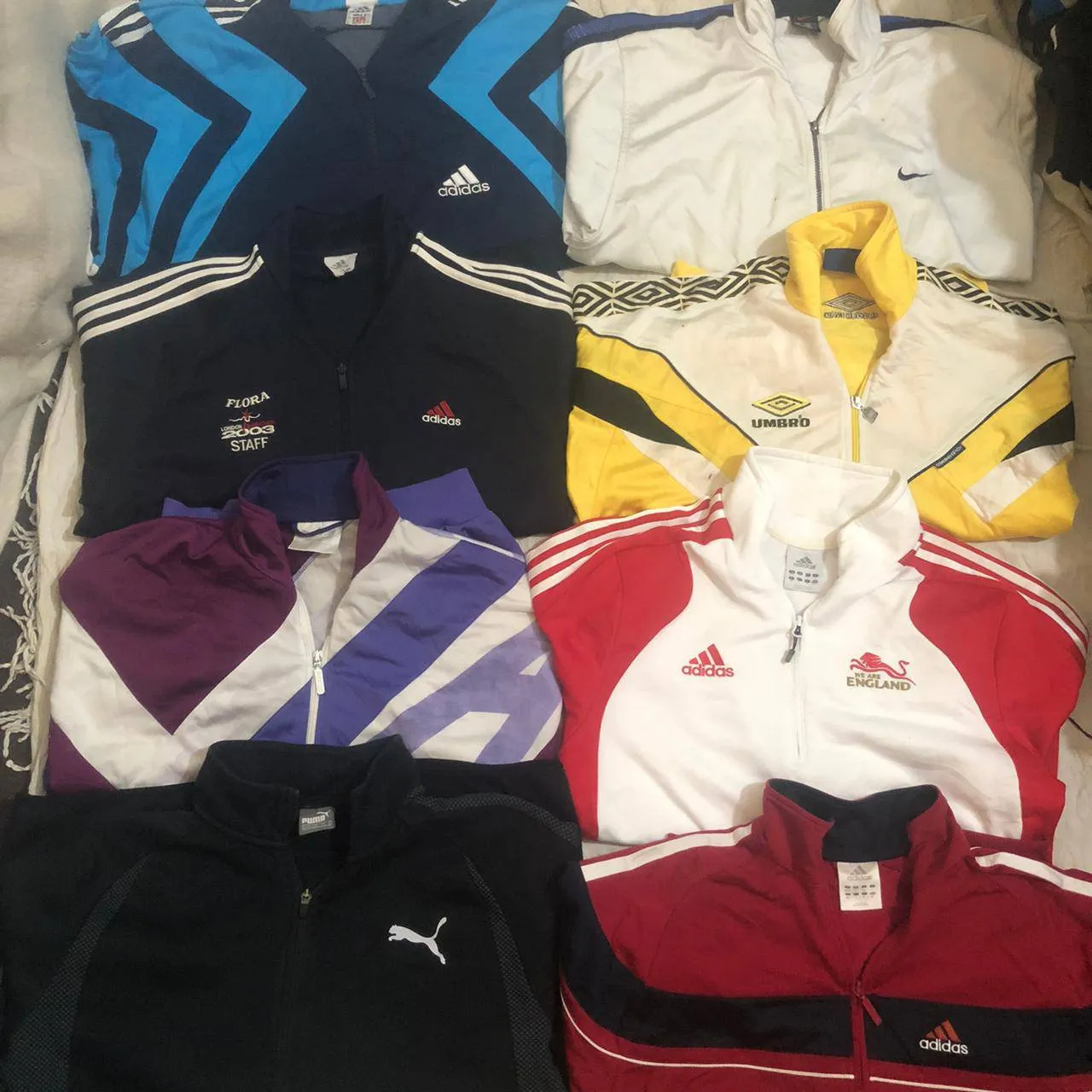 Track jackets branded 170 pieces